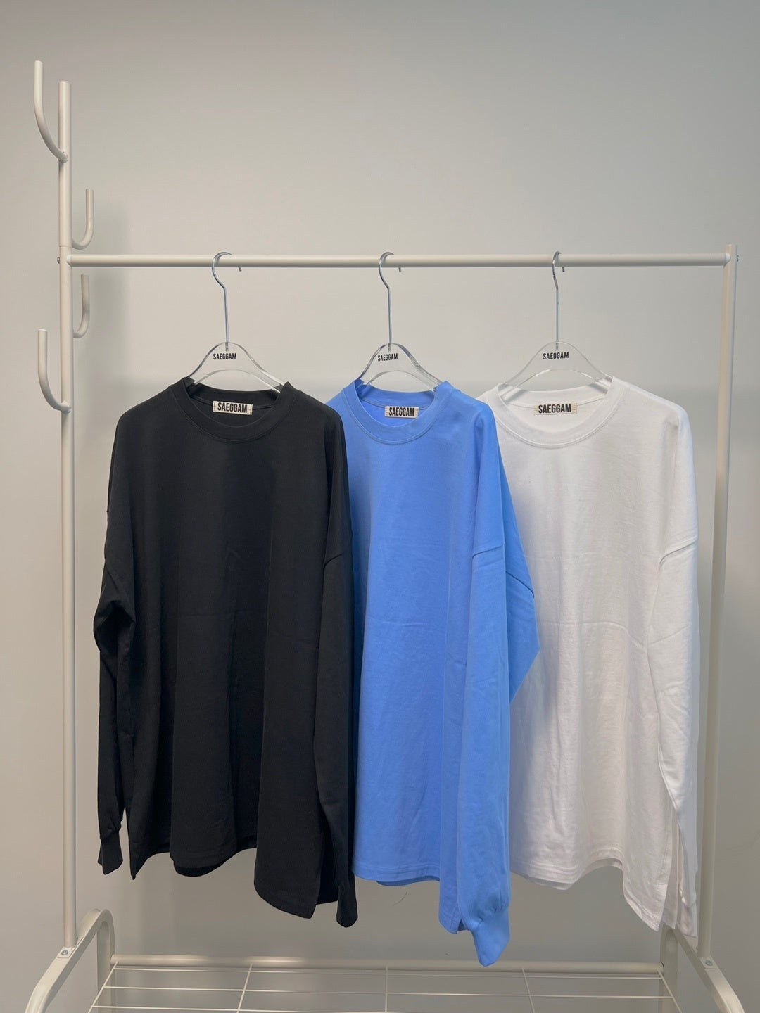 【男女兼用】サイドスリット入りロンT_3色展開