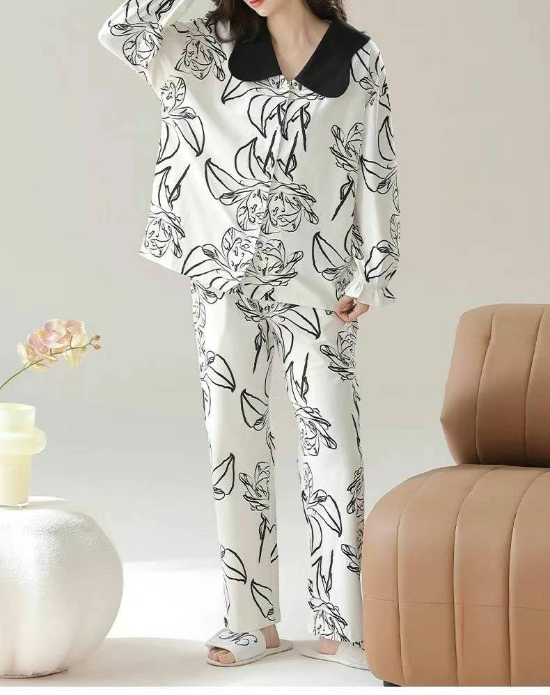 ROOM WEAR
