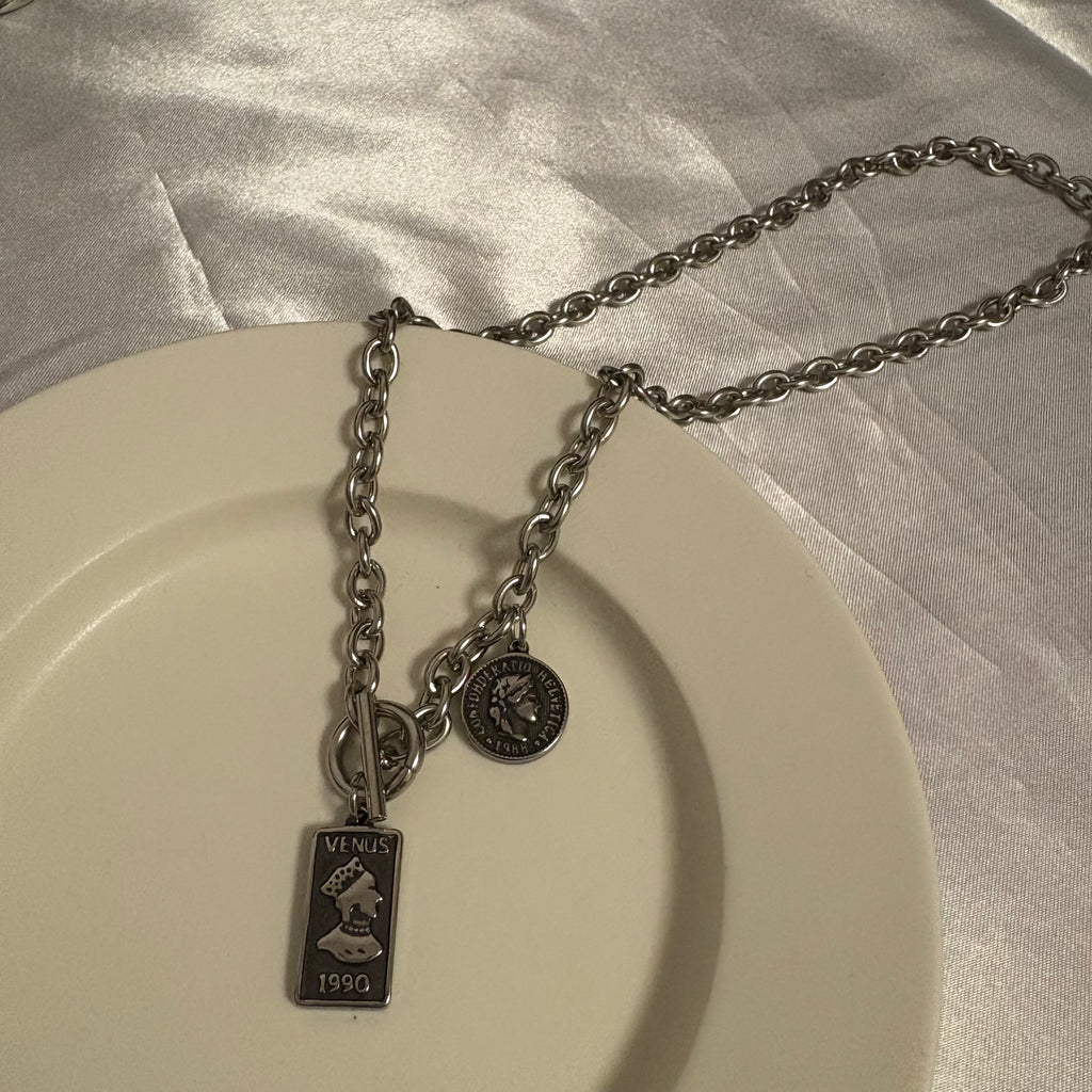 【金属アレルギー対応】サージカルスチール_アンティークコインダブルチャームネックレス