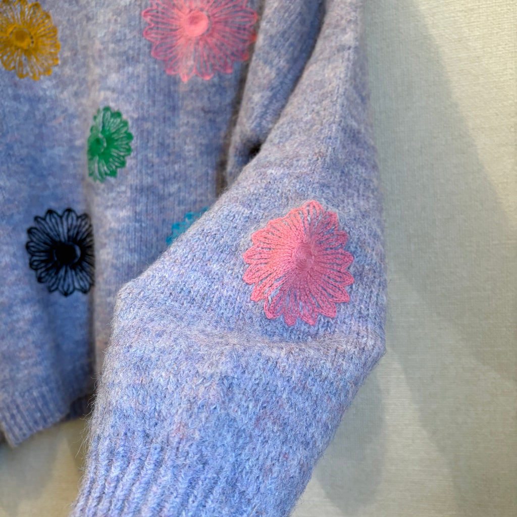 フラワー刺繍デザインニット_3色展開