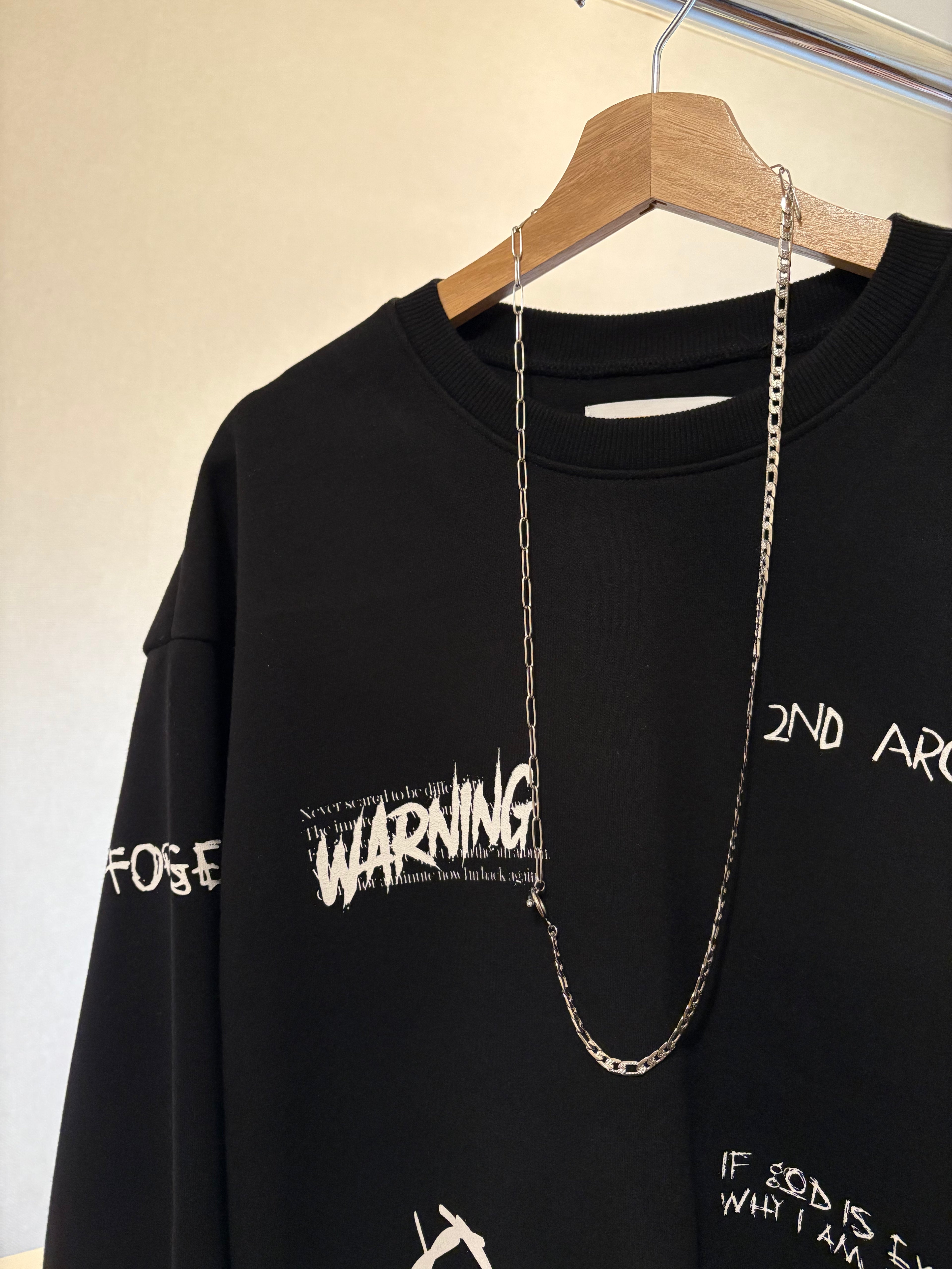 ロゴデザイントレーナー_ブラック