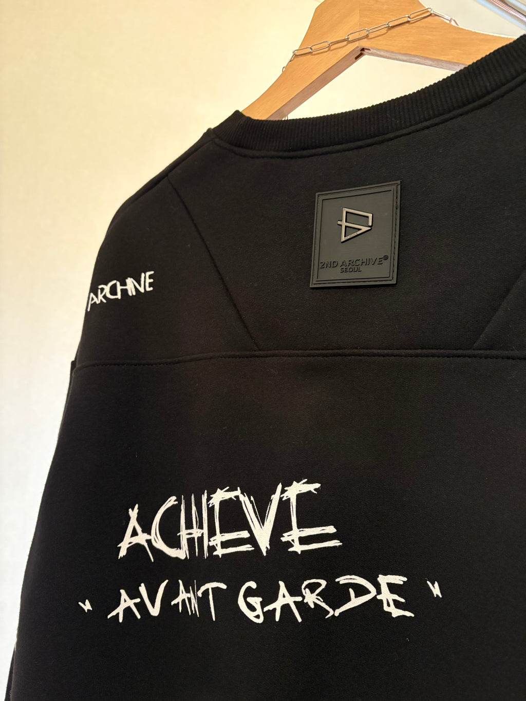 ロゴデザイントレーナー_ブラック