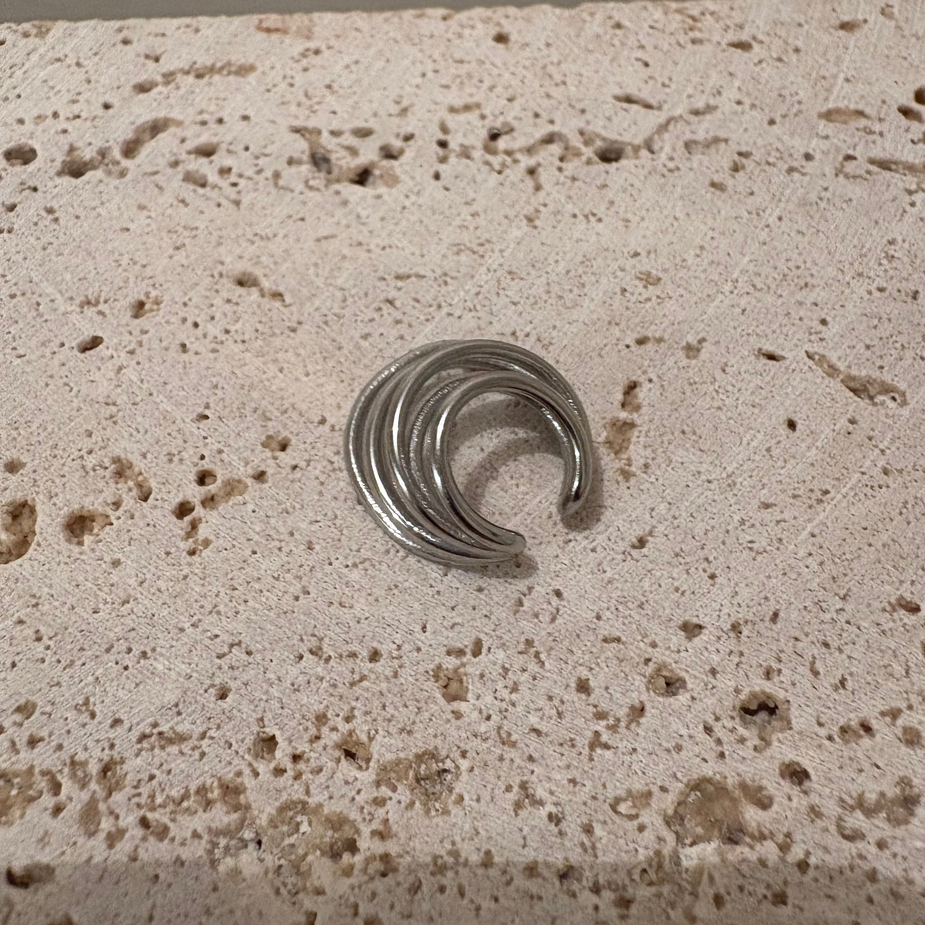 【金属アレルギー対応】5連イヤーカフ_色シルバー